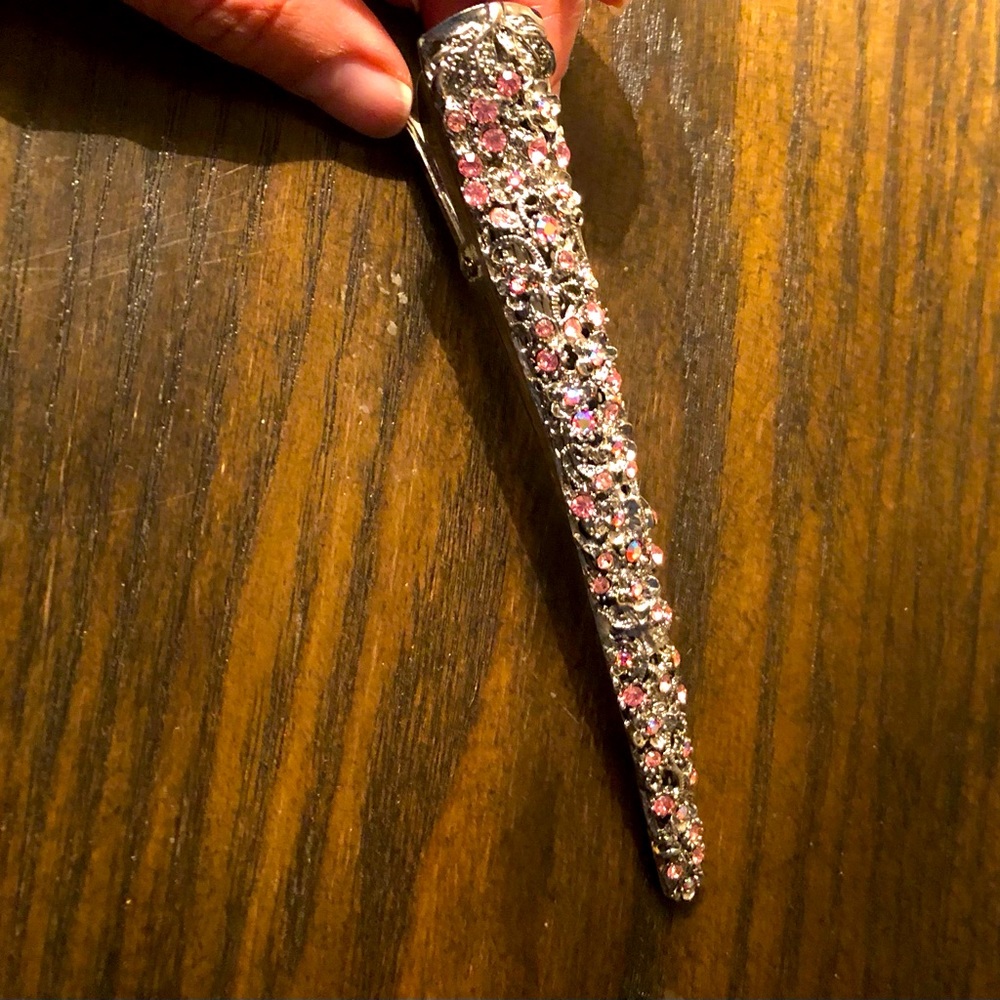 Shiny pink hair clip